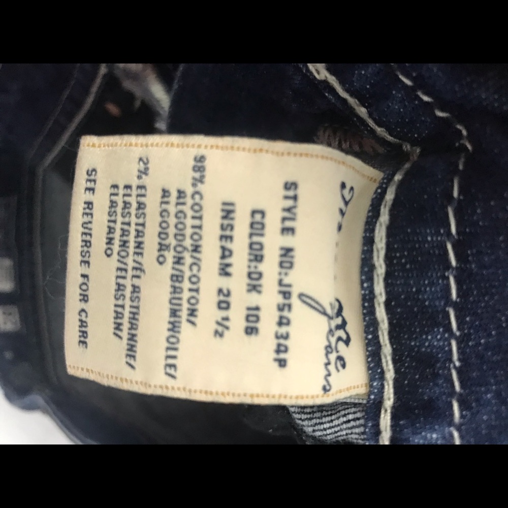 Miss Me Distressed Bling Capri Size 28 - Picture 6 of 8